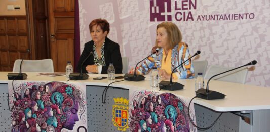 Las concejalas de Bienestar Social y de Igualdad, Rosario García y Marimar Rodríguez, respectivamente, presentan los actos conmemorativos con motivo del Día Internacional contra la Violencia de Género