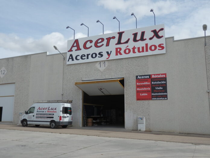 acerlux aceros y rótulos