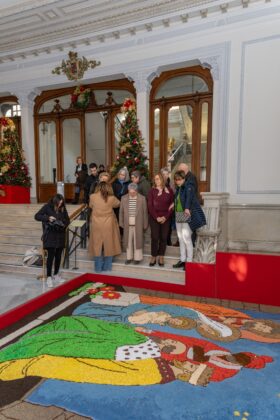 Alfombra belenista elaborada por la Asociación de Alfombristas de Carrión de los Condes