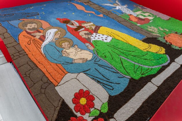 Alfombra belenista elaborada por la Asociación de Alfombristas de Carrión de los Condes