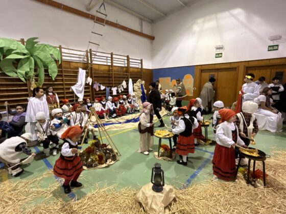 El Colegio Divino Maestro FE de Palencia presenta su tradicional belén viviente