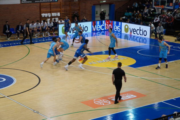 Alimerka Oviedo - Súper Agropal Palencia Baloncesto. 19/12/24. Foto: Javier Estévez