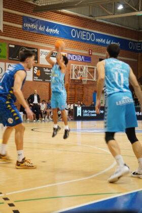 Alimerka Oviedo - Súper Agropal Palencia Baloncesto. 19/12/24. Foto: Javier Estévez