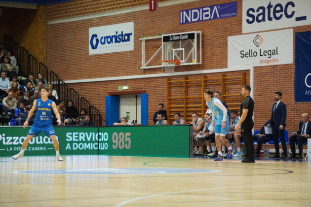 Alimerka Oviedo - Súper Agropal Palencia Baloncesto. 19/12/24. Foto: Javier Estévez