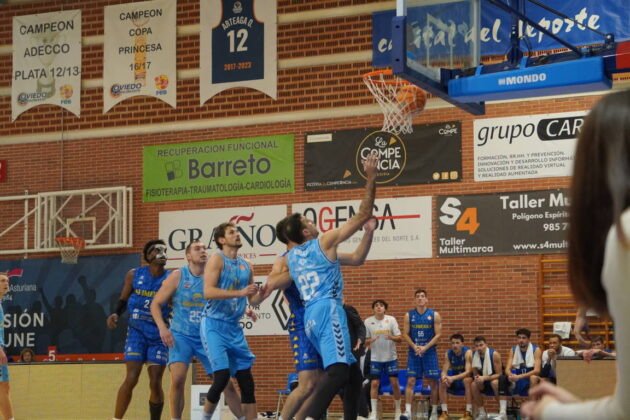 Alimerka Oviedo - Súper Agropal Palencia Baloncesto. 19/12/24. Foto: Javier Estévez