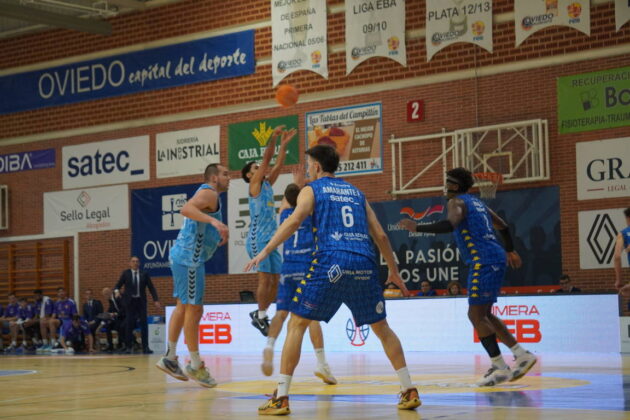 Alimerka Oviedo - Súper Agropal Palencia Baloncesto. 19/12/24. Foto: Javier Estévez