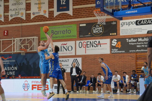 Alimerka Oviedo - Súper Agropal Palencia Baloncesto. 19/12/24. Foto: Javier Estévez