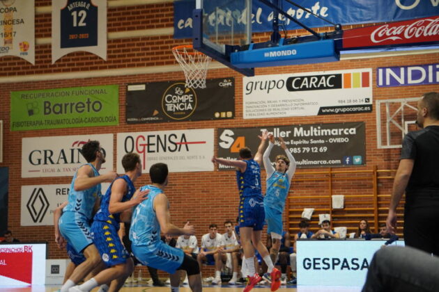 Alimerka Oviedo - Súper Agropal Palencia Baloncesto. 19/12/24. Foto: Javier Estévez