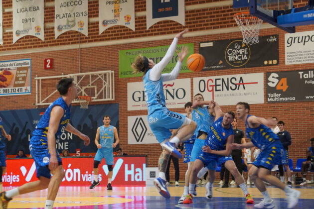 Alimerka Oviedo - Súper Agropal Palencia Baloncesto. 19/12/24. Foto: Javier Estévez