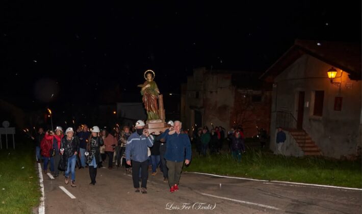 Fotos de las antorchas de Vallejo de Orbó