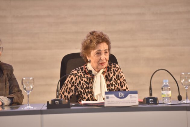 Homenaje en el Centro Cultural Provincial a Don Enrique Fuentes Quintana cuando se cumplen cien años de su nacimiento