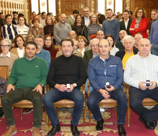 Homenaje en el Ayuntamiento de Palencia a sus trabajadores jubilados en 2024