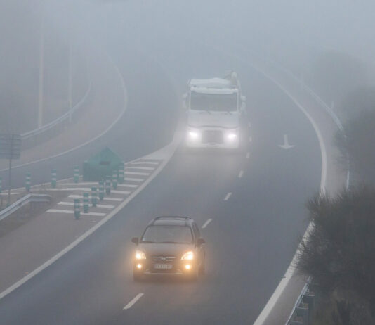 La niebla dificulta la circulación en la A-62, a la altura de Ciudad Rodrigo(Salamanca)